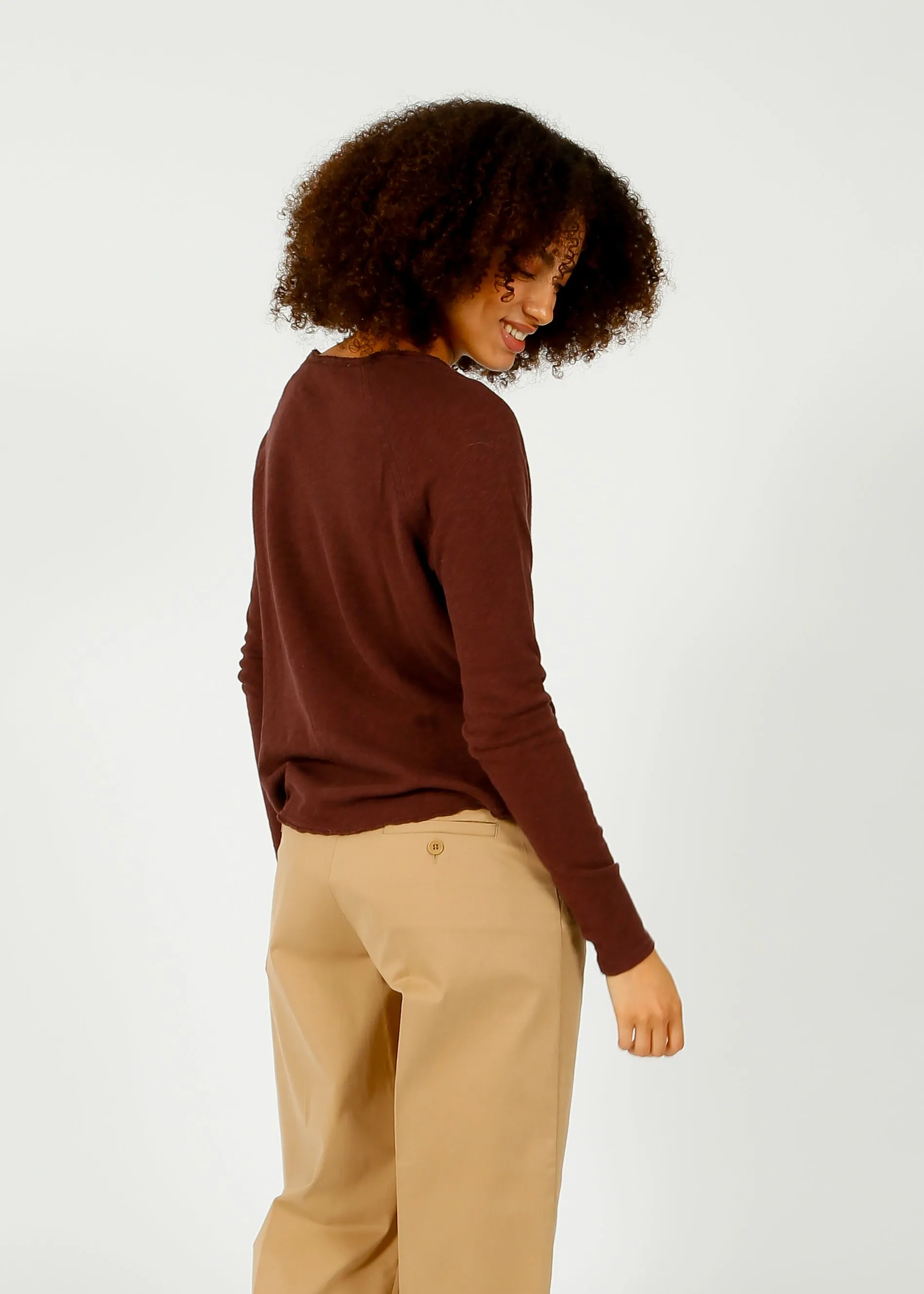 AV Sonoma 31 Long Sleeve Tee in Choco