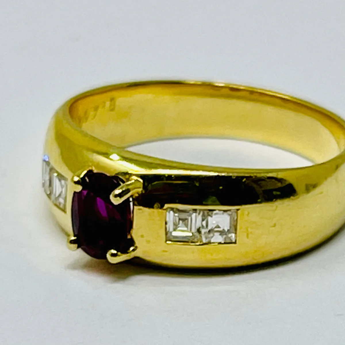 Bossard 18K Gold Ring with 0.5ct Ruby and 0.5ct Diamond