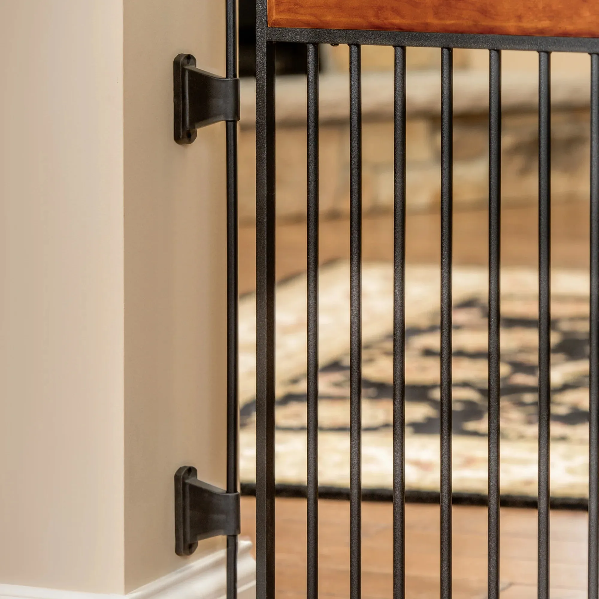 Design Paw Flexi Walk-Thru Pet Gate