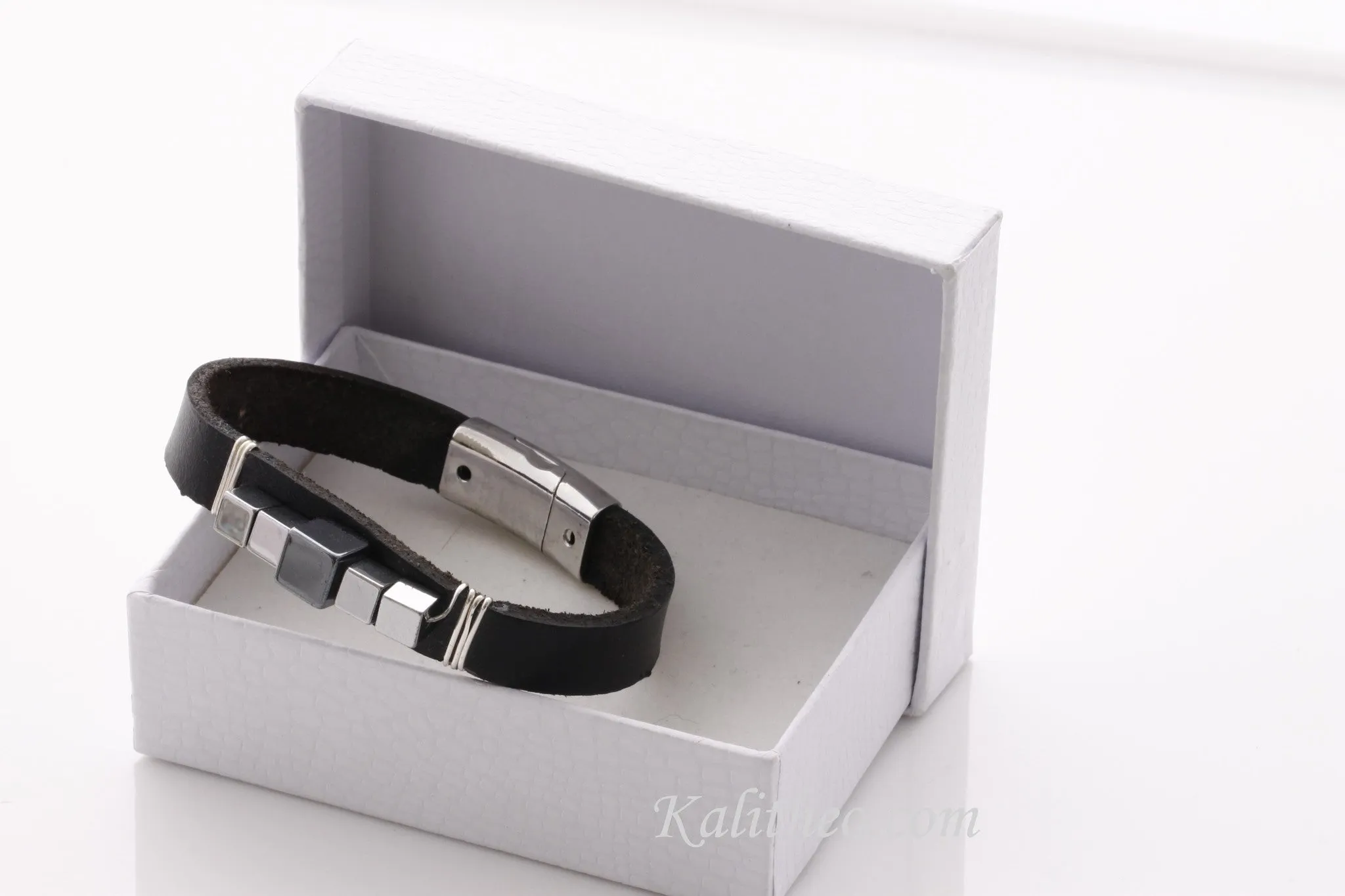 KTC-287 Unisex Bracelet Leather Medium 35%Off