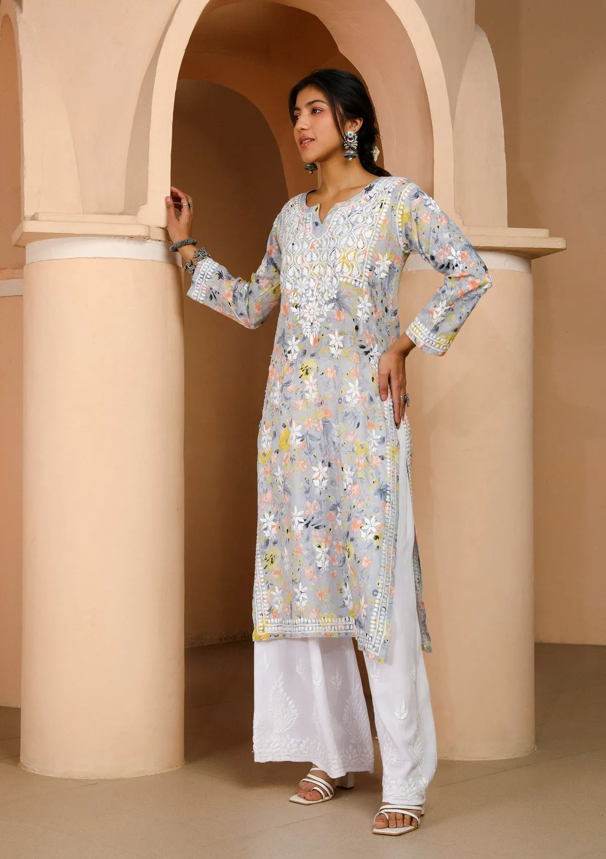 Zarah Chikankari Mulmul Straight Kurta